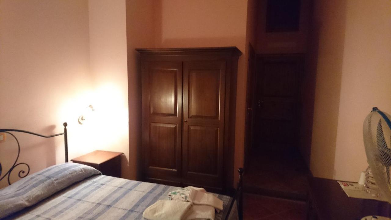 ريولا ساردو B&B Mony E Nico المظهر الخارجي الصورة